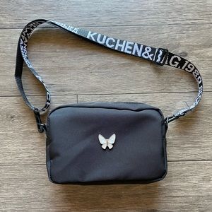 Women’s Small Black and White Crossbody Bag Street Fashion